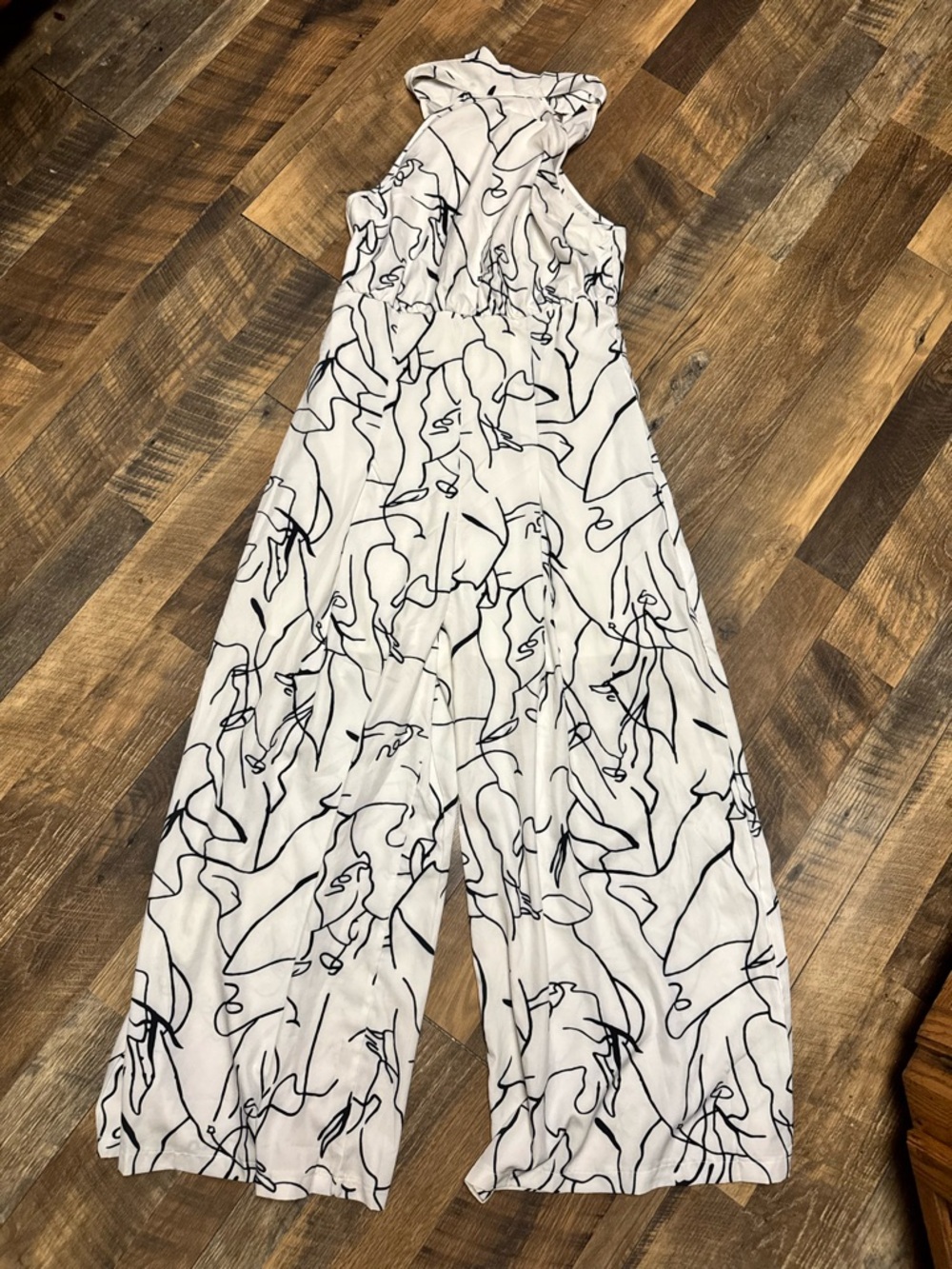 SHEIN Monochrome Line Art wide Leg Jumpsuit